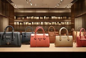 十大品牌女包排行榜前十名图片 - 十大品牌女包排行榜前十名图片及价格