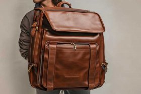 双肩包哪个牌子好看，双肩包哪个牌子好看男士