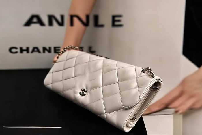 香奈儿cf长款钱包(香奈儿cf长款钱包公价多少) 香奈儿cf长款钱包(香奈儿cf长款钱包公价多少)