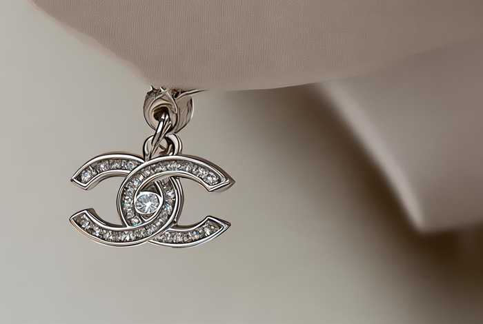 香奈儿耳钉标志、香奈儿耳钉标志是什么