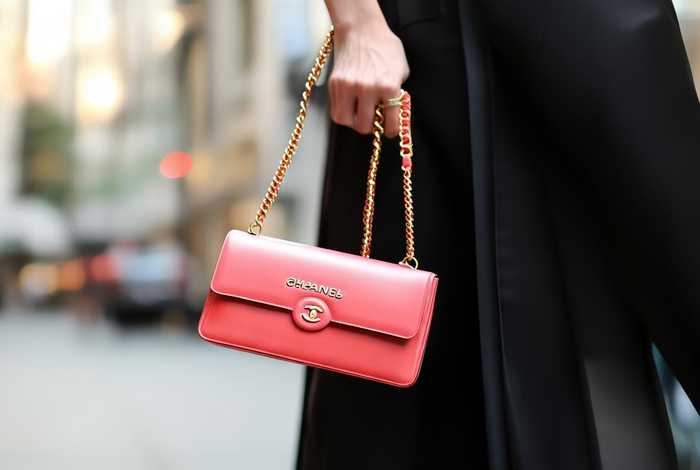 香奈儿季节包；香奈儿季节款包