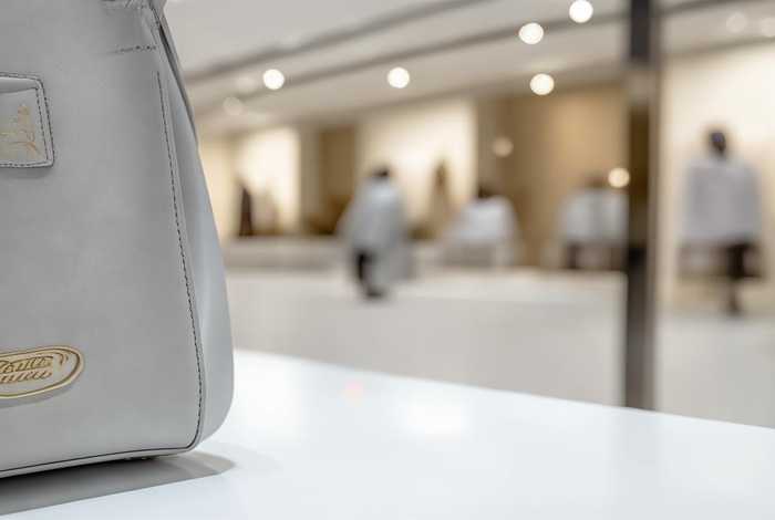 奢侈品原单微商是正品吗（奢侈品原单微商是正品吗知乎）