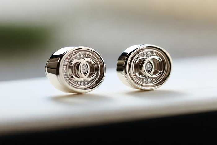 香奈儿时尚耳钉，香奈儿时尚耳钉图片