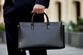 十大轻奢品牌男包排名 - 十大轻奢品牌男包排名第一