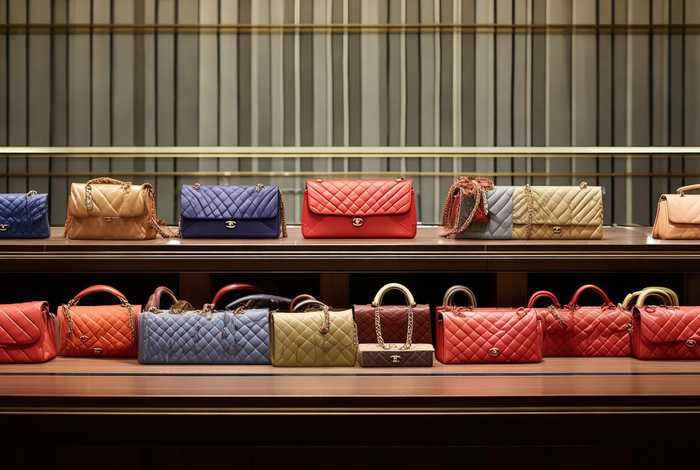 香奈儿羊皮包包价格表官网 香奈儿羊皮包包价格表官网查询