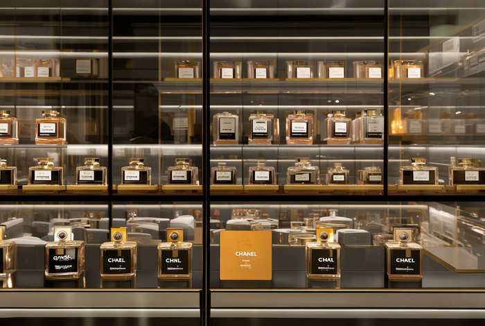 香奈儿香水专柜价格一览表（香奈儿香水专柜价格一览表官网）