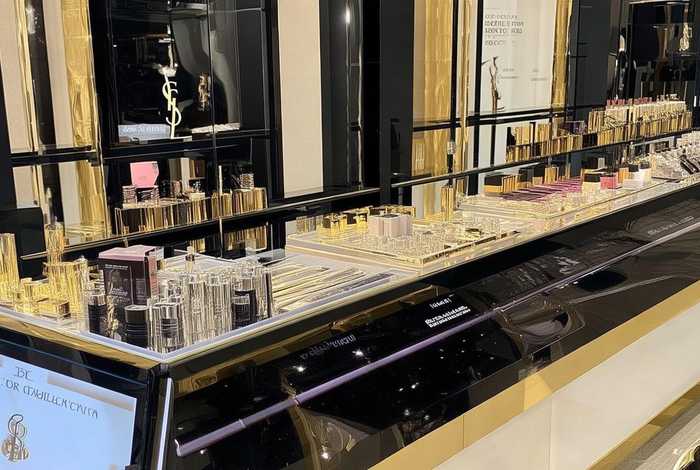 圣罗兰美妆官网旗舰店套装 - 圣罗兰美妆官网旗舰店套装价格