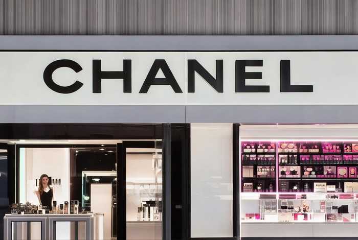 香奈儿彩妆官网店、香奈儿彩妆官网店客服电话