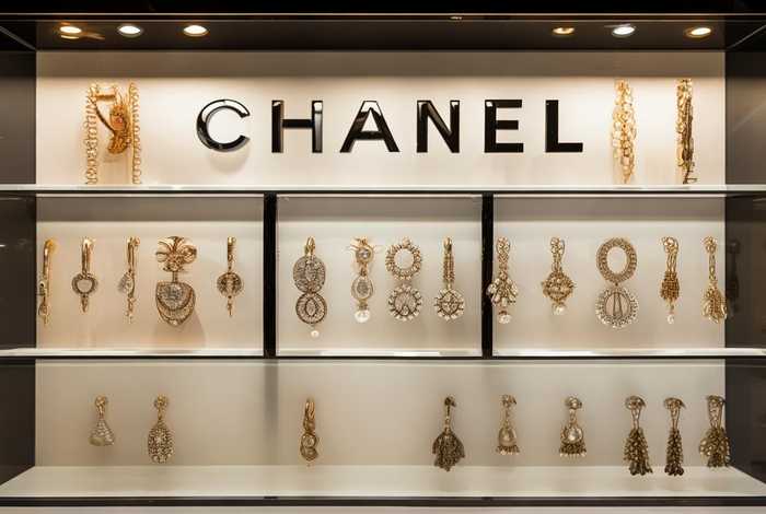 香奈儿耳饰官网；香奈儿耳饰官网价格