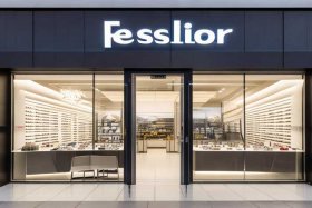 依视路官方旗舰店官网；依视路镜片官网旗舰店