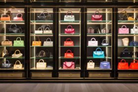 十大手提包品牌排名榜最新（十大手提包品牌排名榜最新图片）