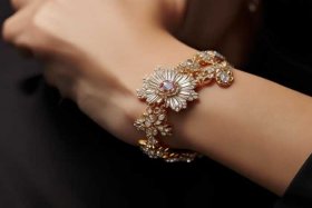 十大奢侈品手链经典款女士 - 必买十大奢侈手链品牌