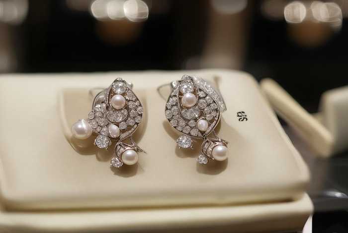 香奈儿耳环代购 香奈儿耳环代购是正品吗