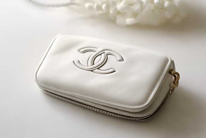 香奈儿美妆包（香奈儿美妆包白色是什么）