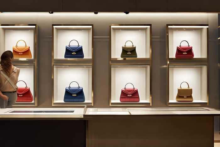 香奈儿官网购买包；香奈儿官网购买包包