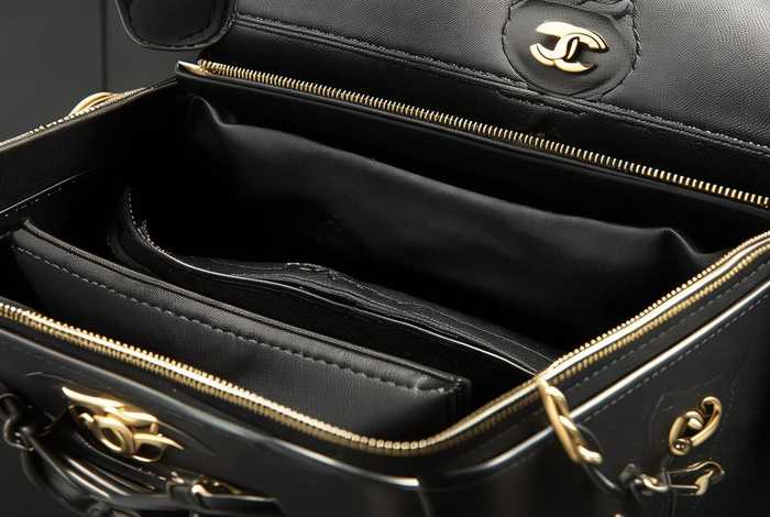 香奈儿包包19bag；香奈儿包包19bag小号内部结构