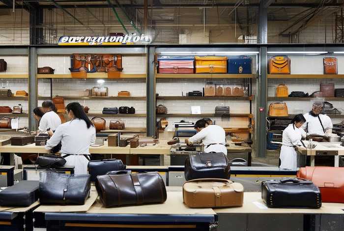 适合箱包工厂的名字（适合箱包工厂的名字有哪些）