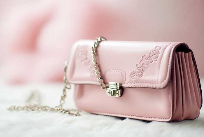 送女朋友包包推荐500左右 送女朋友包包推荐500左右可以吗