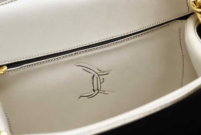 香奈儿正品包包内里图片，香奈儿正品包包内里图片大全