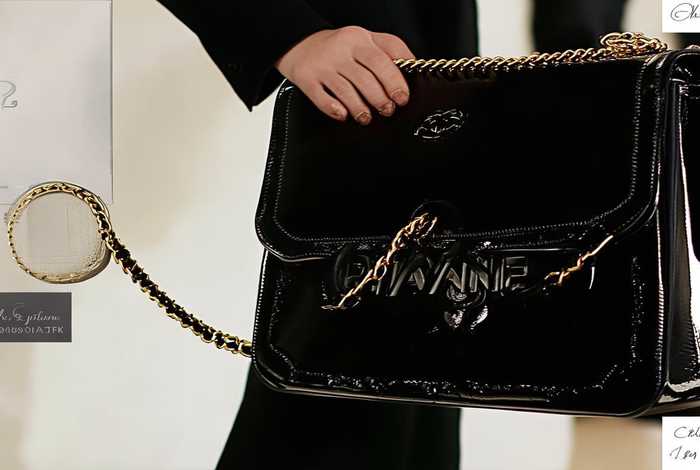 香奈儿包包官网旗舰店秀款；香奈儿包包官网旗舰店秀款多少钱