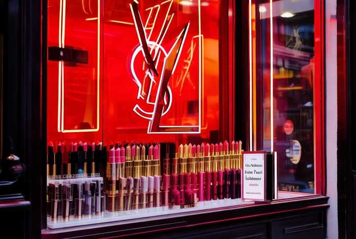 圣罗兰口红去哪里买 圣罗兰口红去哪里买是正品