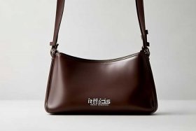 四字品牌包包（四字品牌包包名字）