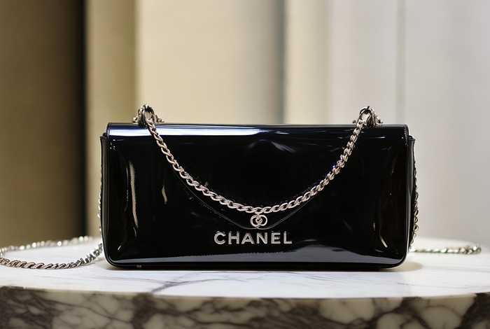 最新款香奈儿包包（最新款香奈儿包包价格）