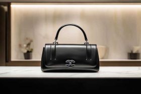 香奈儿官网官方旗舰店包包包（香奈儿官网官方旗舰店包包包多少钱）