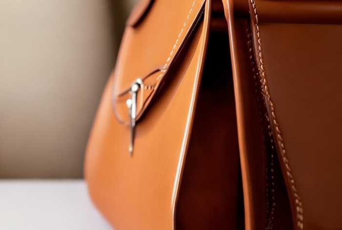 小众轻奢品牌的包包推荐，小众轻奢品牌的包包推荐哪款