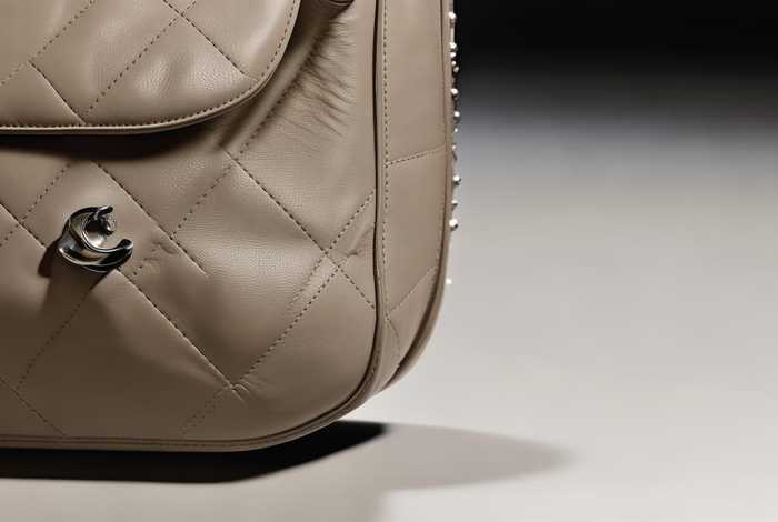 香奈儿2020年新款包包图片；香奈儿2020年新款包包图片及价格