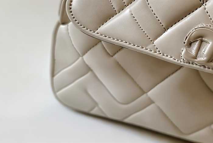 香奈儿保值包包 香奈儿保值包包是正品吗 香奈儿保值包包 香奈儿保值包包是正品吗