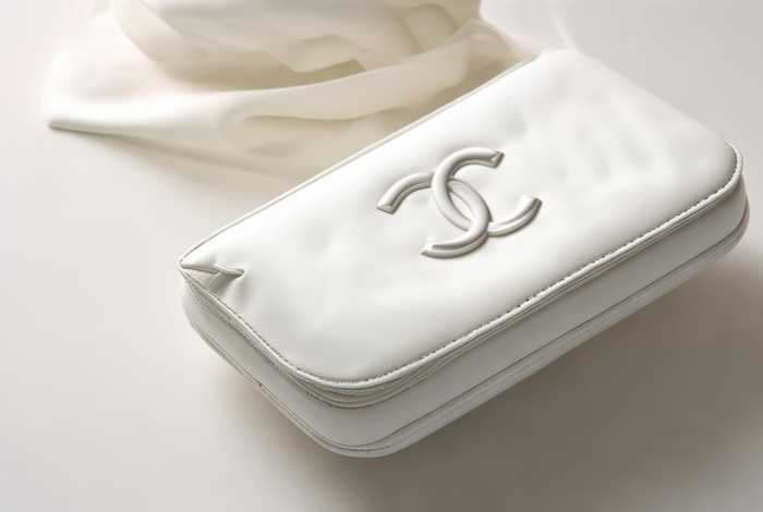 香奈儿美妆包（香奈儿美妆包白色是什么）