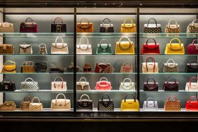 奢侈品女包品牌排行榜图片，奢侈品女包品牌排行榜图片及价格