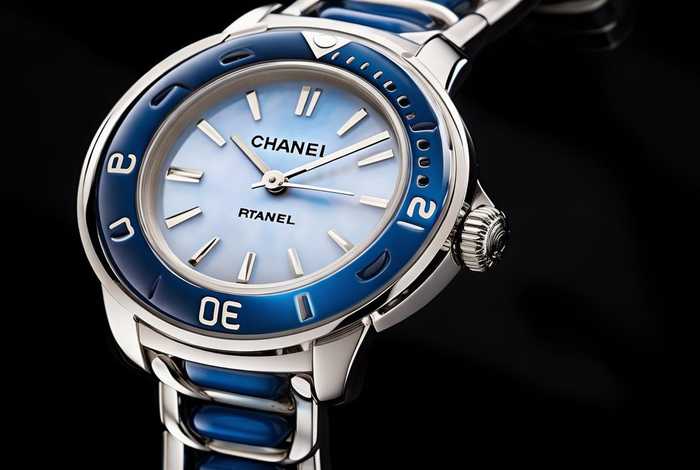 香奈儿j12系列2014 香奈儿J12系列H2570腕表