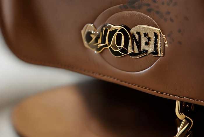 香奈儿如何辨别正品、香奈儿如何辨别正品logo