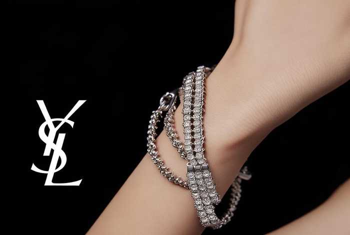 圣罗兰官方网站手链（圣罗兰手包官网报价）