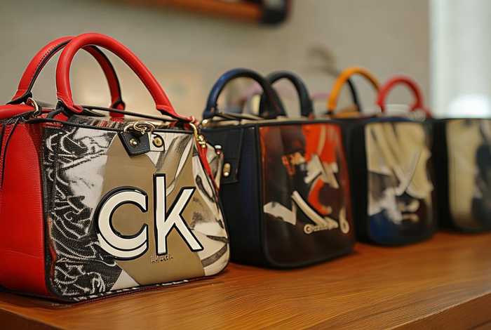 小ck的包包一个款有几种货号（小ck的包包一个款有几种货号啊）