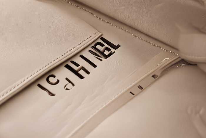 香奈儿包型号怎么查 香奈儿包包型号怎么查