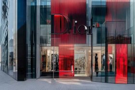 香港官网dior，dior香港官网入口