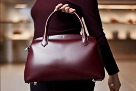 中高端女包品牌哪个好（中高端女包品牌哪个好看）