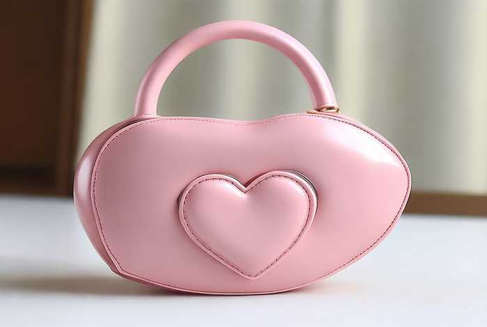 香奈儿小爱心包 - 香奈儿爱心包小号粉色编号