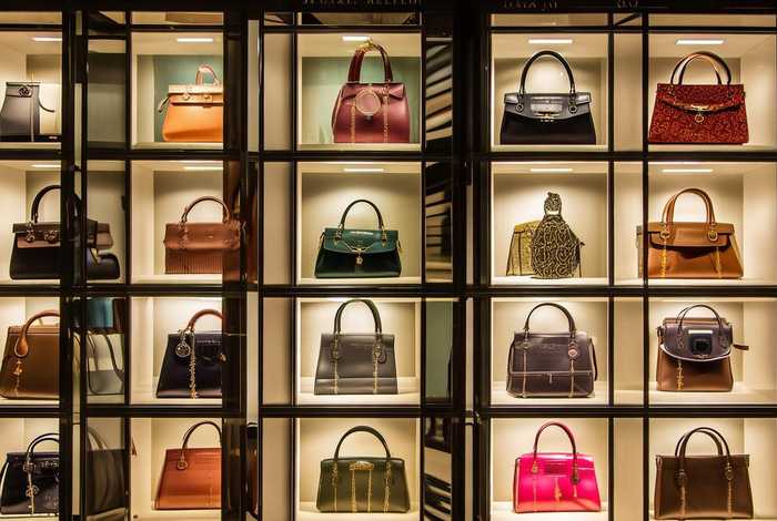 万象城女包品牌大全；万象城女包品牌大全介绍