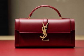 圣罗兰官网女包 价钱，圣罗兰官网女包价格及图片