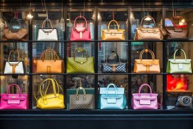 香港的包包有哪些品牌（香港的包包有哪些品牌名称）