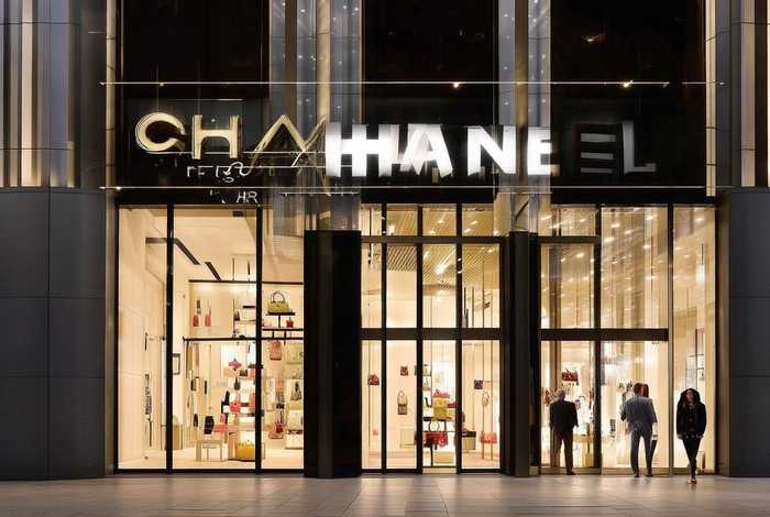 香奈儿官方旗舰店官方网站在哪；香奈儿官方旗舰店在哪里