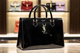 圣罗兰包包官网价格图片 圣罗兰包包官网价格图片大全