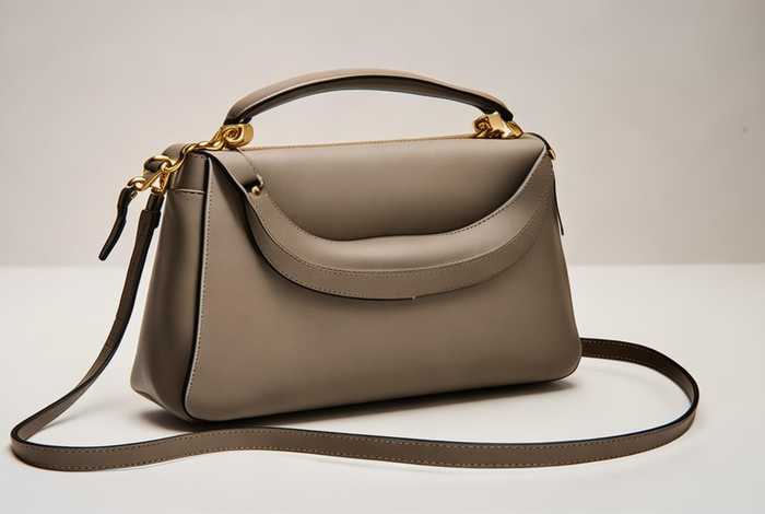 中老年女式小斜挎包 中老年女式小斜挎包裁剪图