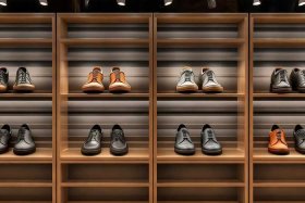 十大品牌男鞋排名前十名，十大品牌男鞋排名前十名有哪些