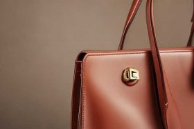 小众轻奢品牌的包包推荐哪款；小众轻奢品牌的包包推荐哪款好