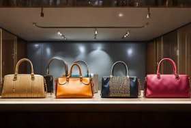 十大轻奢品牌包包国内；十大轻奢品牌包包国内排行榜